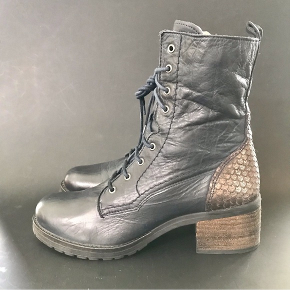 Leather Moto Boots - Picture 6 of 11